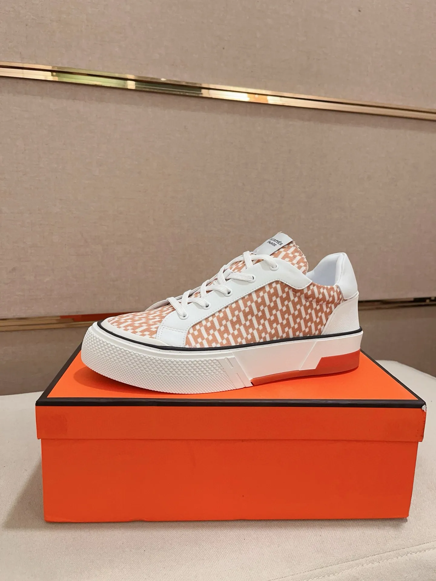 Men's clothing and shoes💰: 440💰《HERMES》【Classic Original Version】Hermès; Top 🔝 Purchasing Agency 🔍🔍Latest 🇺🇸Sold simultaneously at counters, original imported from Italy ▲▲Cow leather▲ ▲Exquisite workmanship (Italian 🇮🇹imported water-dyed 🐂cowhide lining) sole: original sole provided by the original factory, ⚠️exclusive double-layer activity·TPR·rubber·combined molded outsole; Code number: 38-46